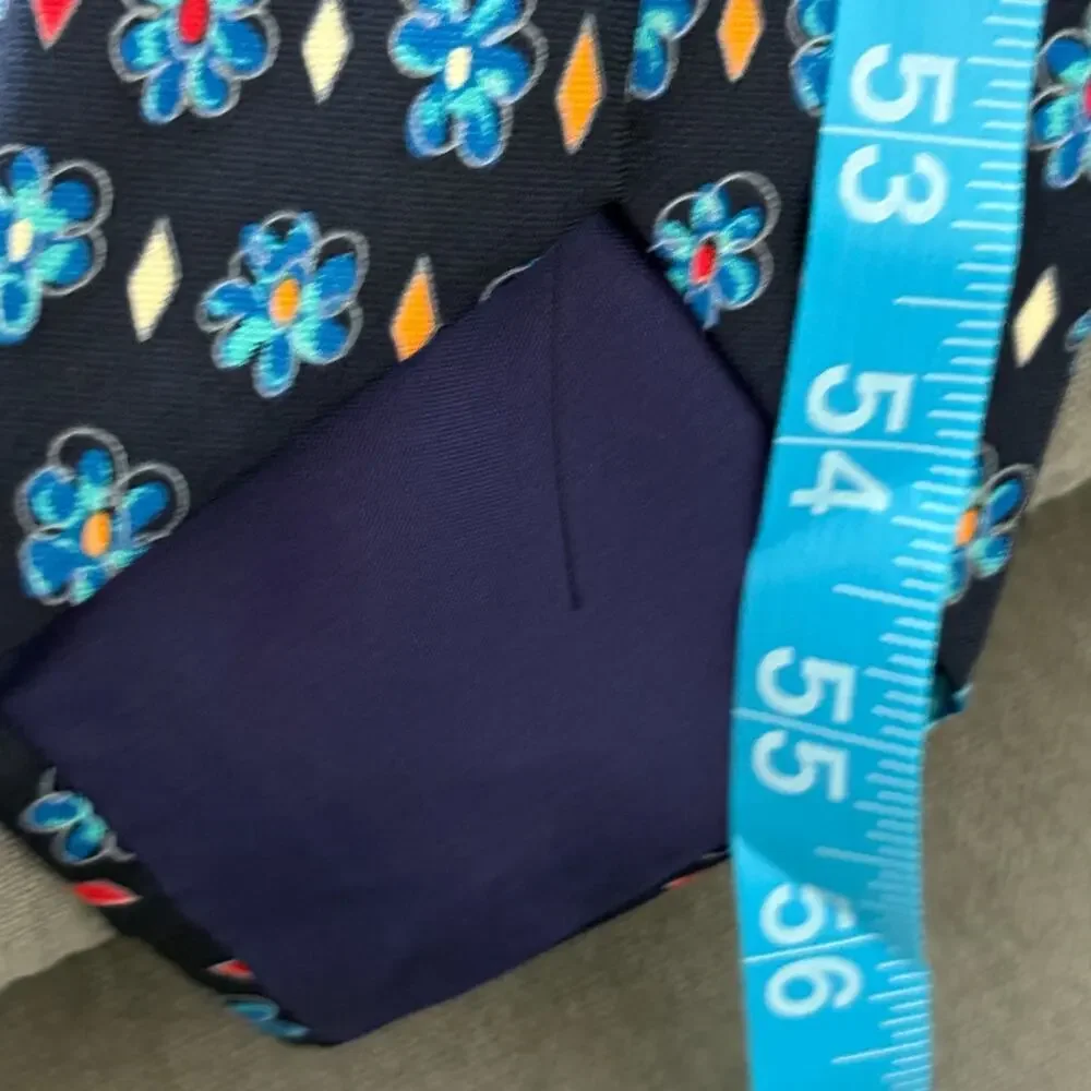 Benjamin James Silk Tie Made in England Blue Floral Diamond Mod Print 56x4